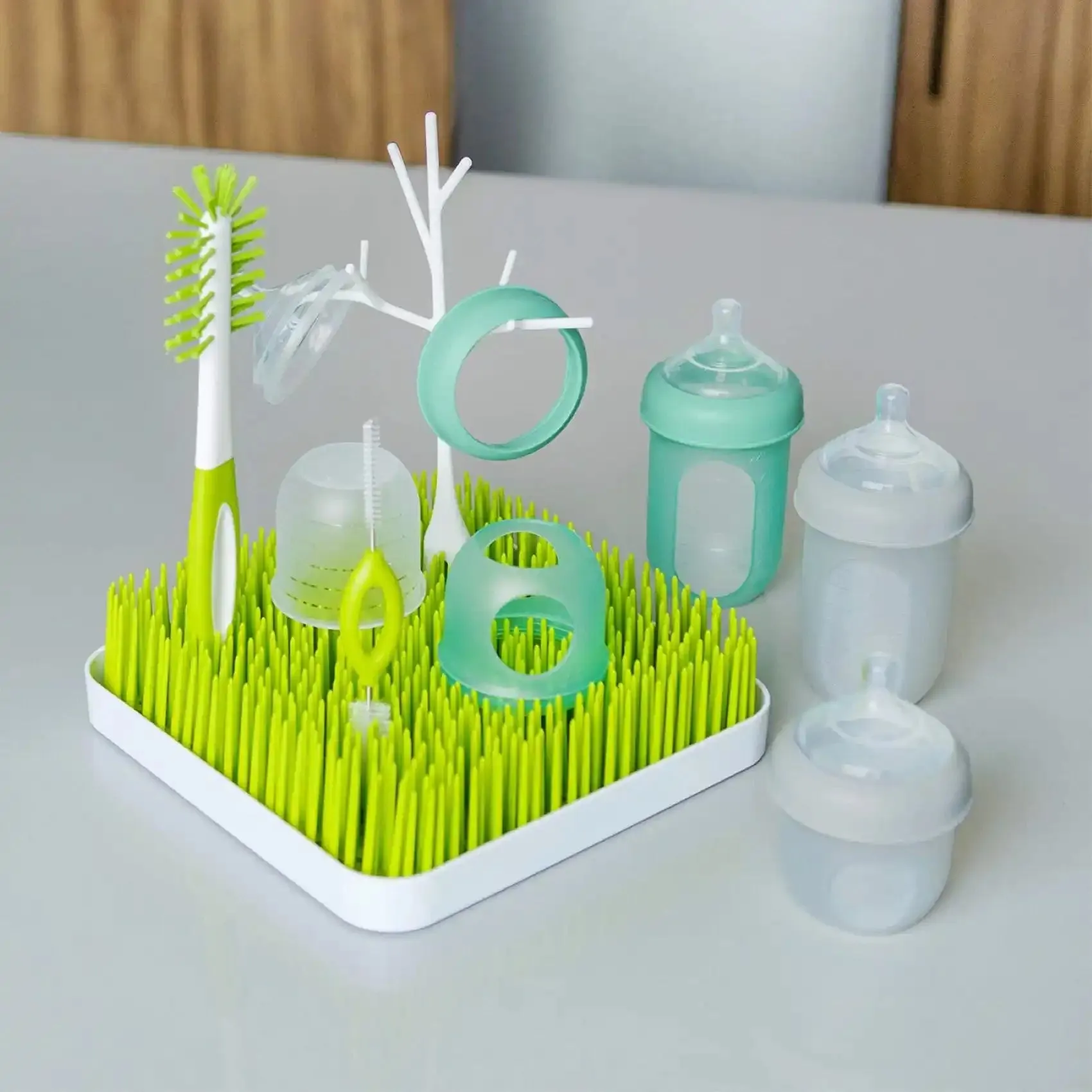 Boon Nursh & Grass Bundle Bottles & Accessories Starter Set