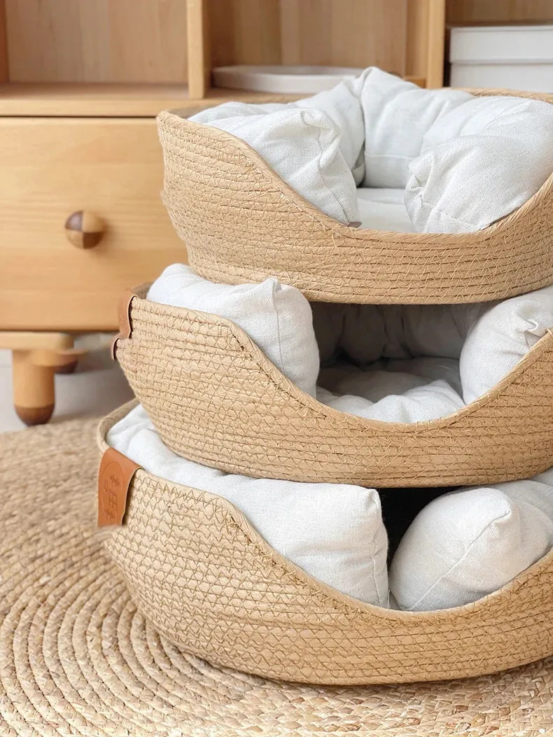 Handmade Bamboo Weaving Pet Bed for Cats