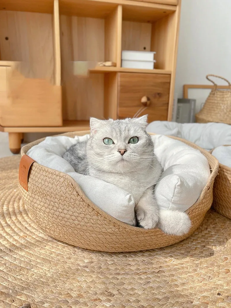 Handmade Bamboo Weaving Pet Bed for Cats